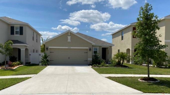 Property Photo: 10948 Carlton Fields Drive FL 33579