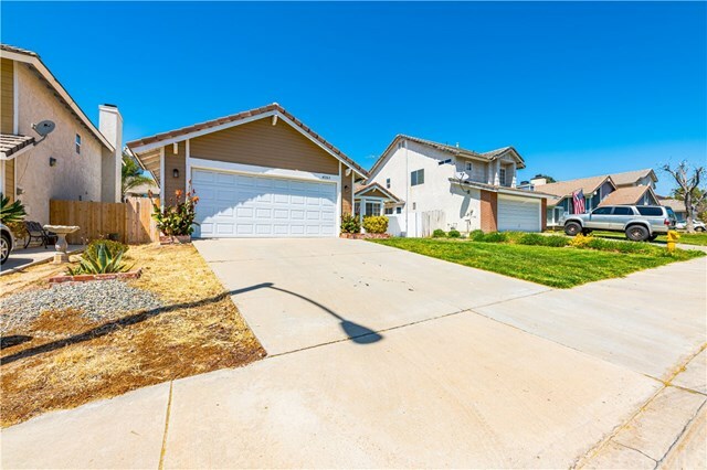 Property Photo:  41163 Mountain Pride Drive  CA 92562 