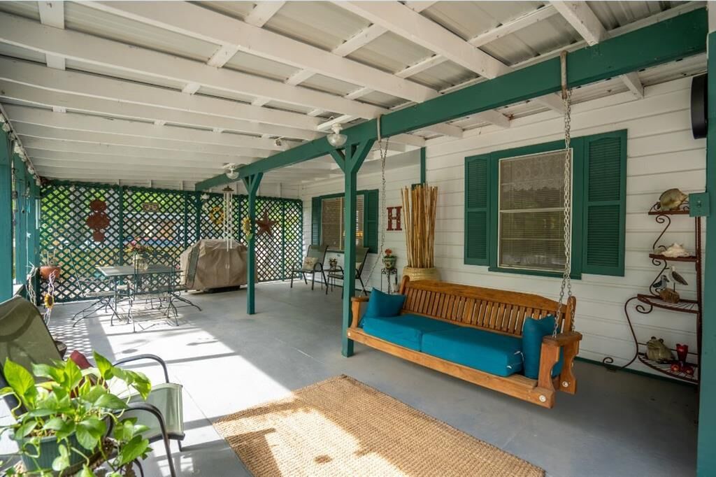 Property Photo:  309 Haralson Lane  TX 75474 