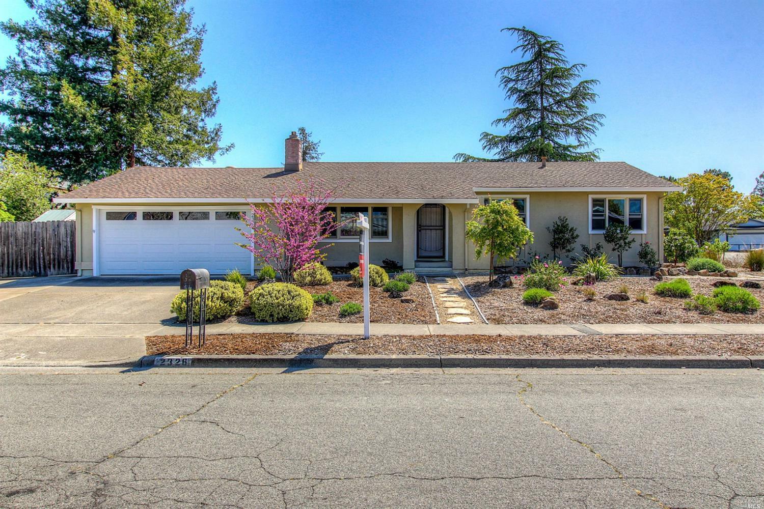 Property Photo:  2326 Carson Street  CA 95403 