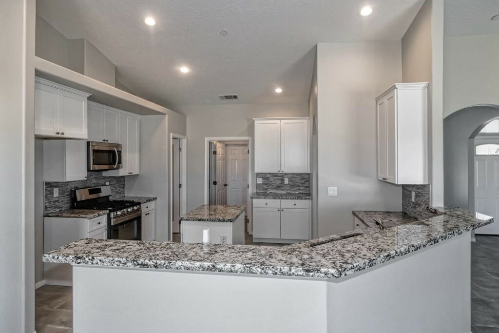 Property Photo:  17777 Verde Street  CA 92345 