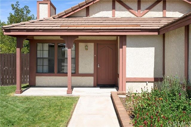 Property Photo:  25670 Beeja Court  CA 92553 