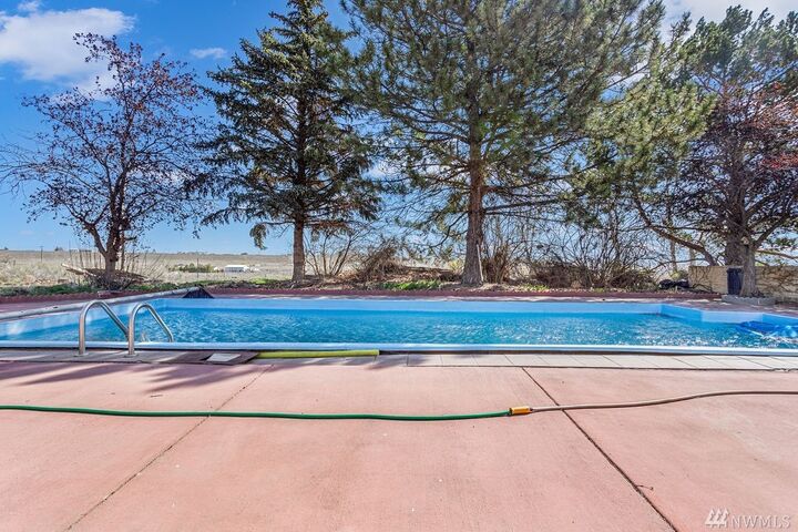 Property Photo:  4759 NE Rd 7.5  WA 98837 