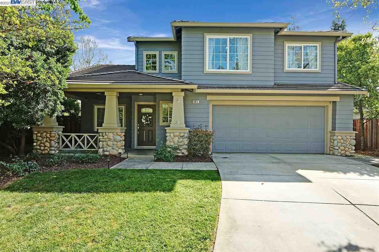 Property Photo:  581 Saddleback Cir  CA 94551 