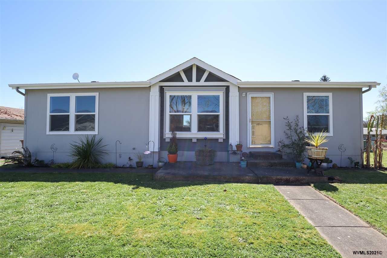 Property Photo: 769 Templeton St OR 97327