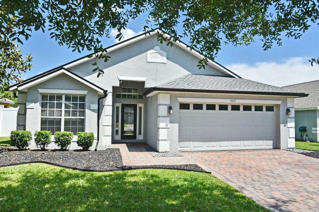 Property Photo:  1462 Barn Owl Loop  FL 32773 