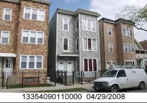 Property Photo:  1831 N Kimball Avenue 3  IL 60647 