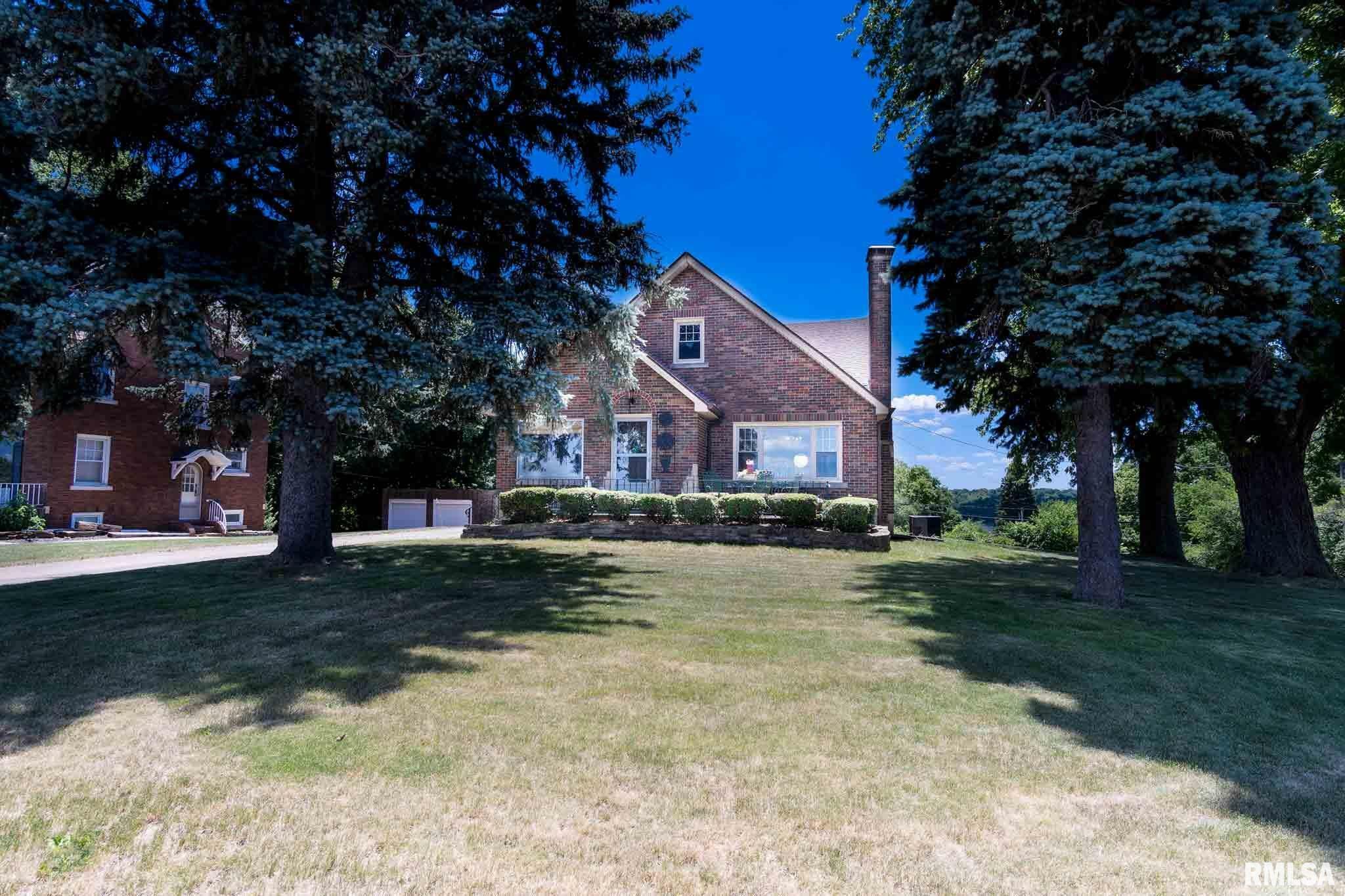 Property Photo: 400 Fondulac IL 61611