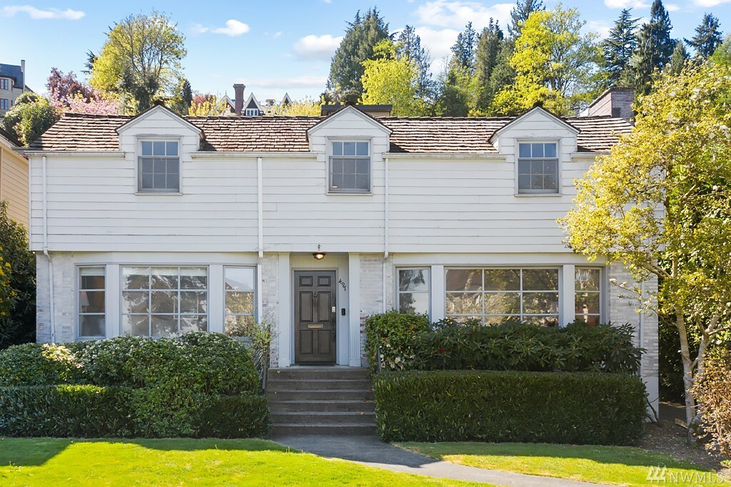 Property Photo: 497 McGilvra Blvd E WA 98112