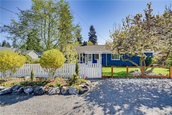 Property Photo:  21823 96th Ave W  WA 98020 