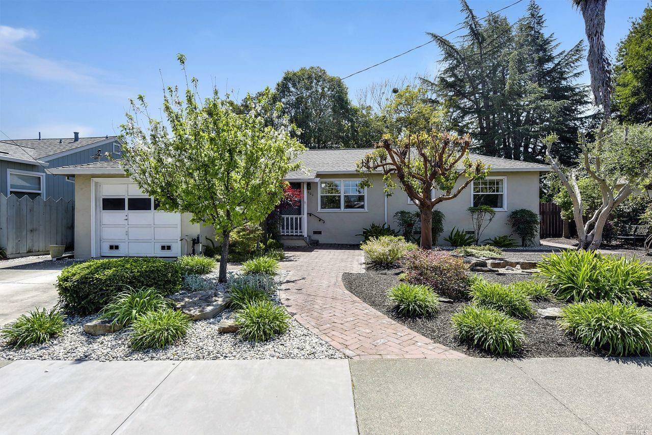 Property Photo:  1902 Montgomery Drive  CA 95405 