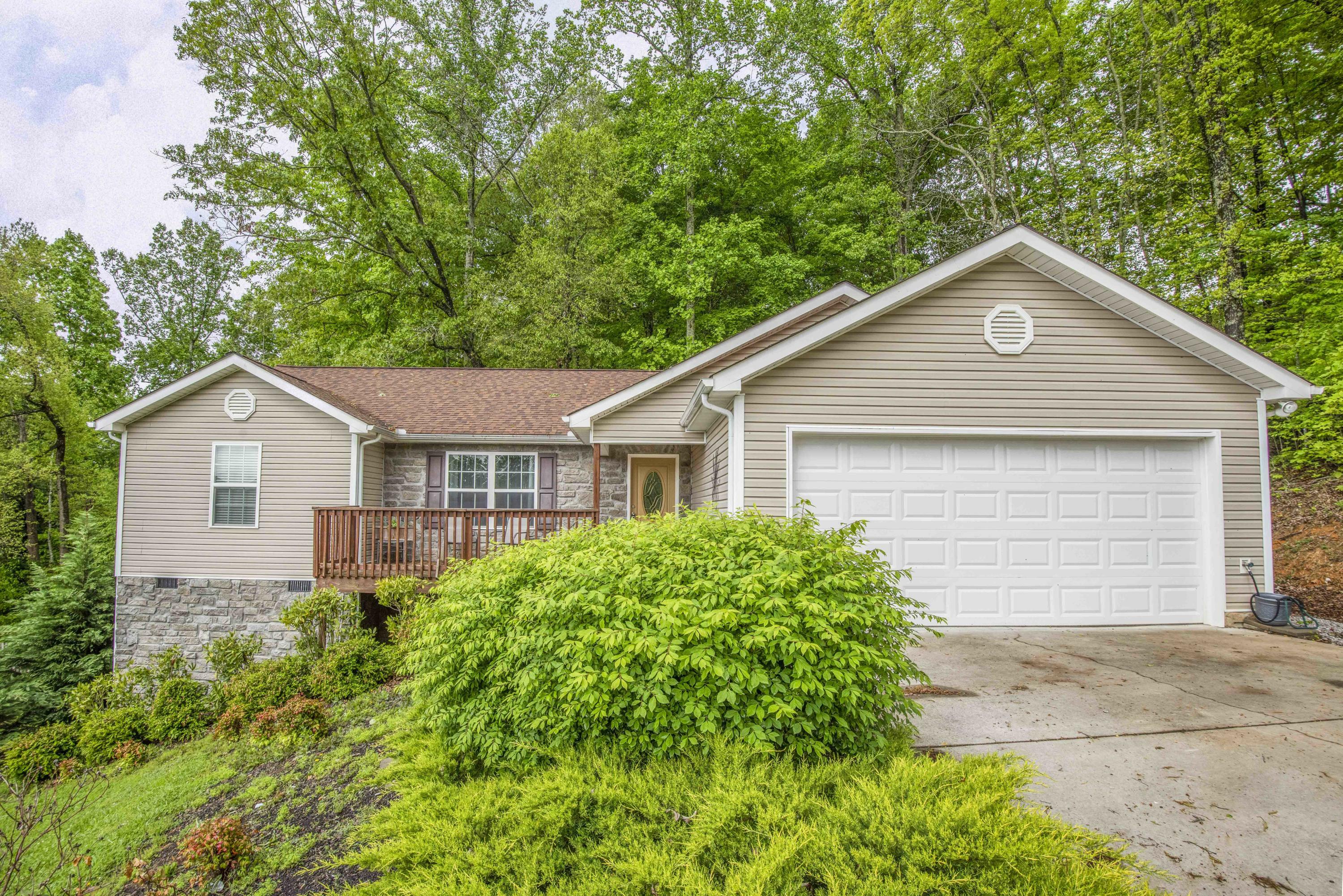 Property Photo:  209 Owen Moore Drive  TN 37807 