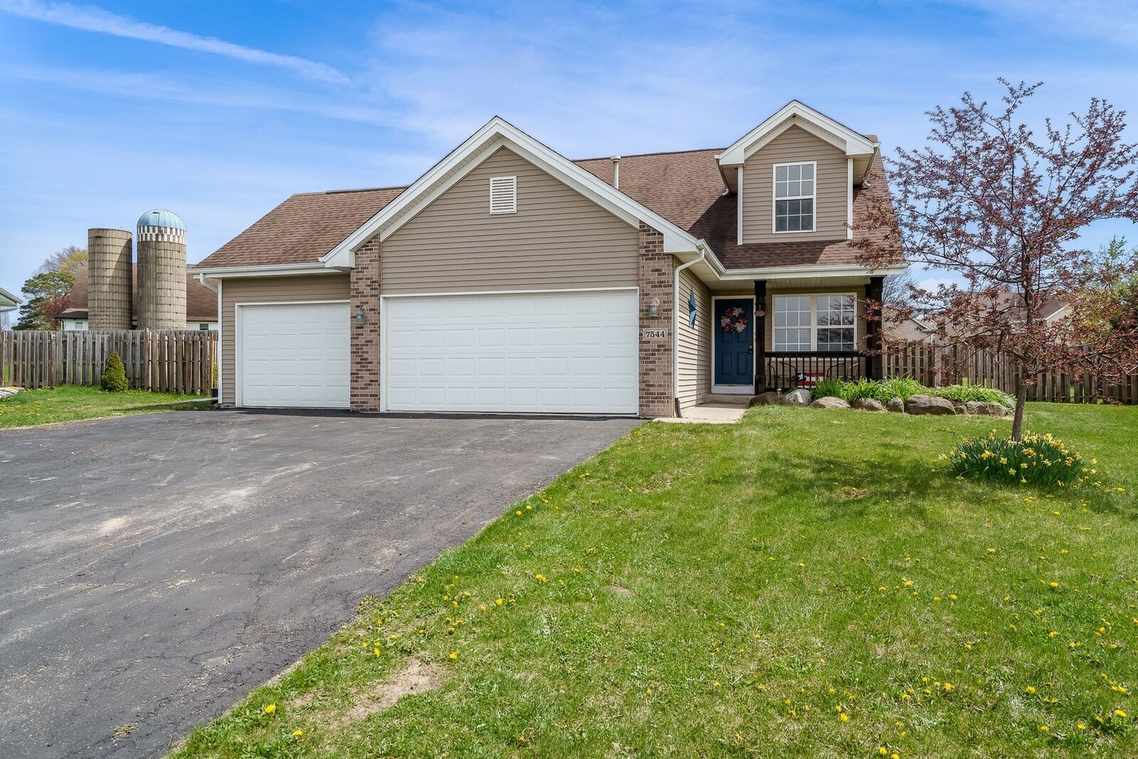 Property Photo: 7544 Stanton Avenue IL 61109
