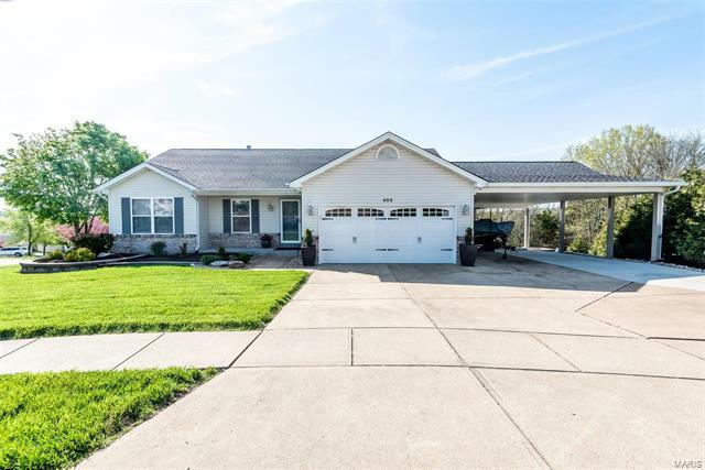 400 Lexington Ct.  Imperial  63052 photo