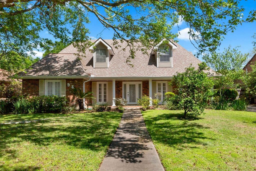 Property Photo:  98 Chateau Mouton Drive  LA 70065 