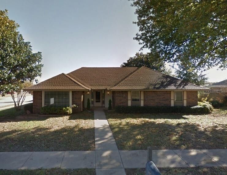 Property Photo:  14224 Heritage Circle  OK 73013 