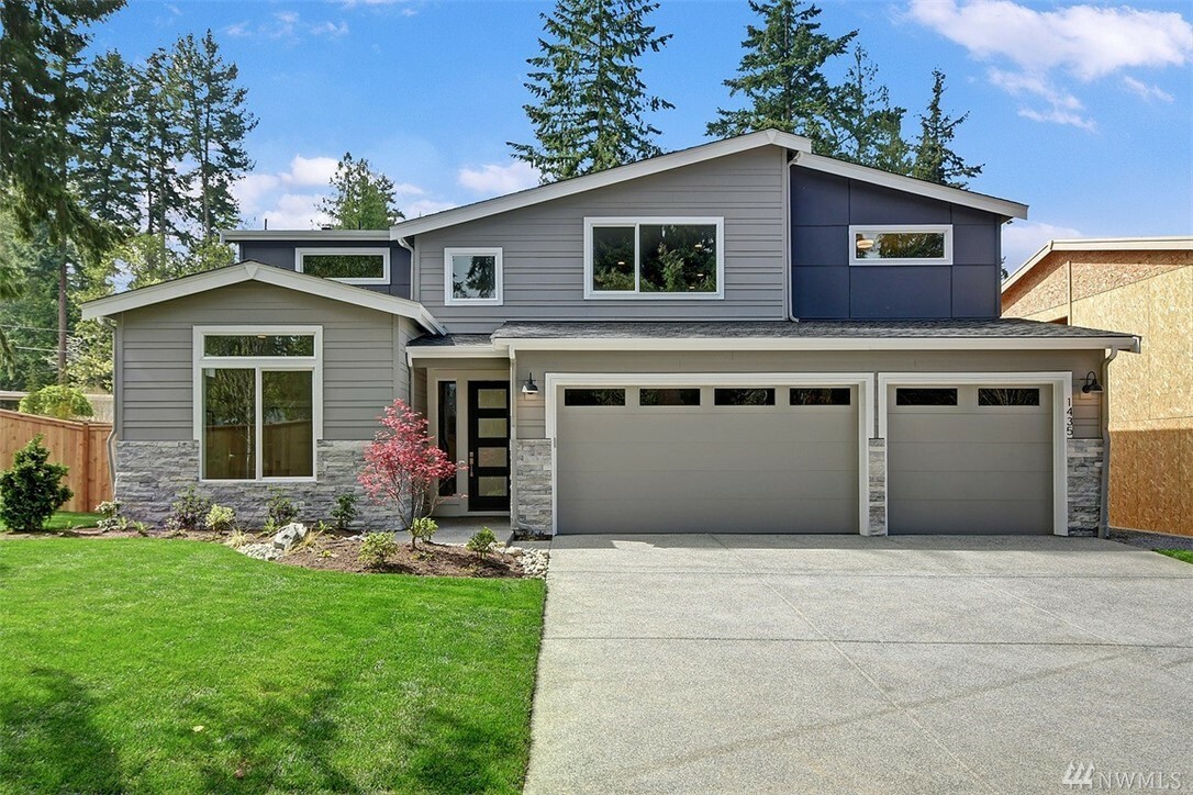 Property Photo: 1435 7th Place S WA 98020