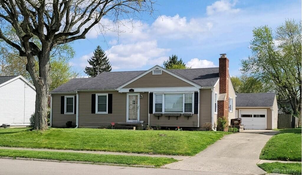 Property Photo:  71 E Ankeney Mill Road  OH 45385 