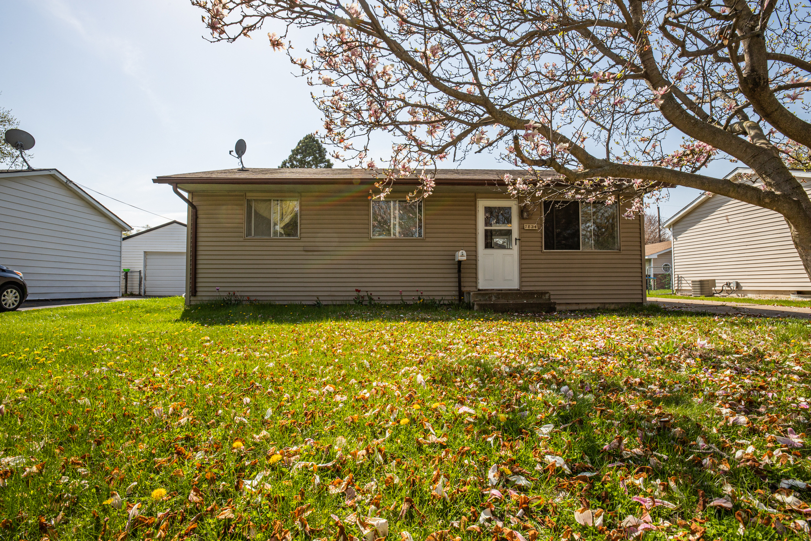 Property Photo:  7824 Orion Street  IL 61111 