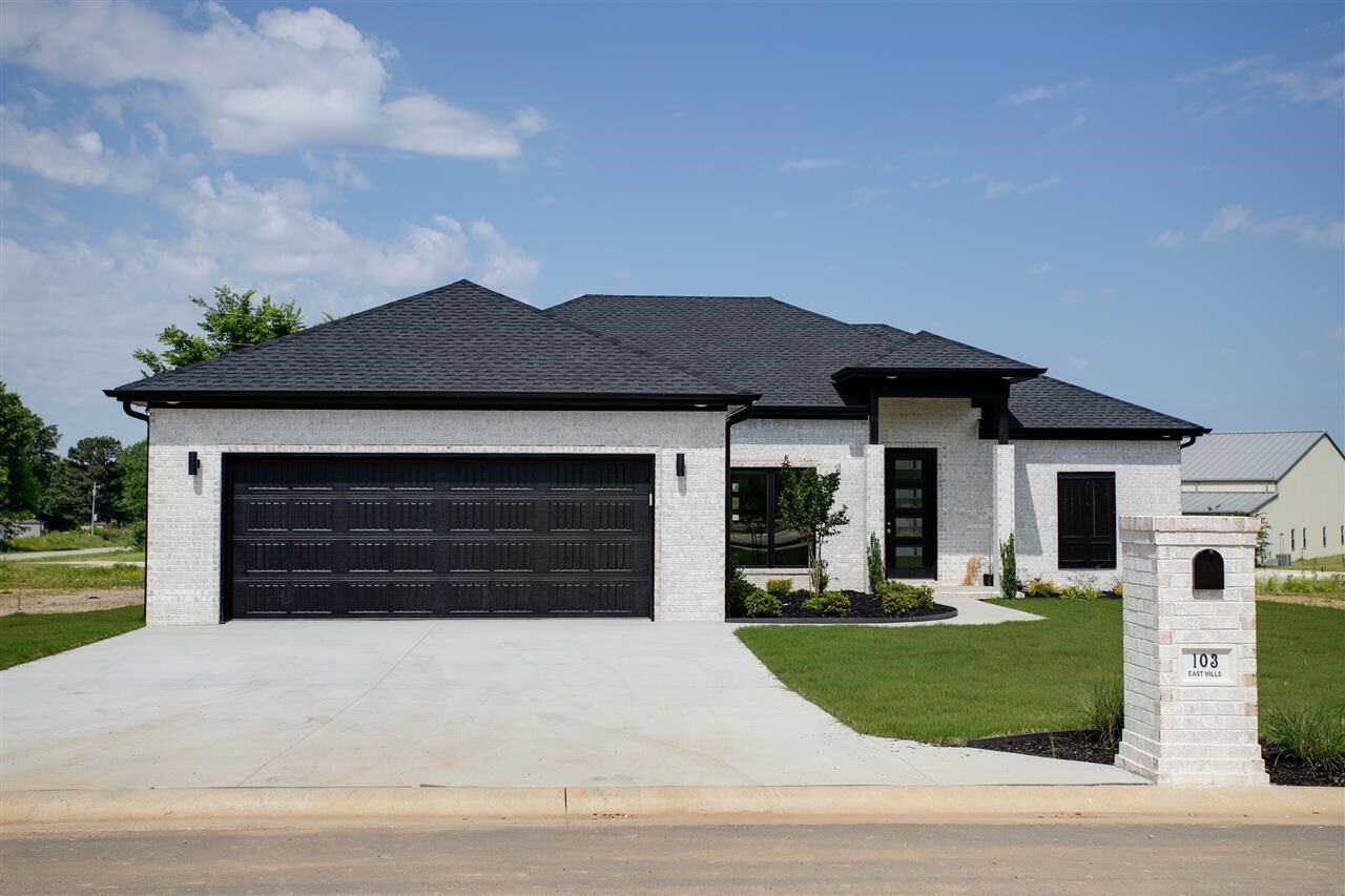 Property Photo:  103 East Hills  AR 72416 