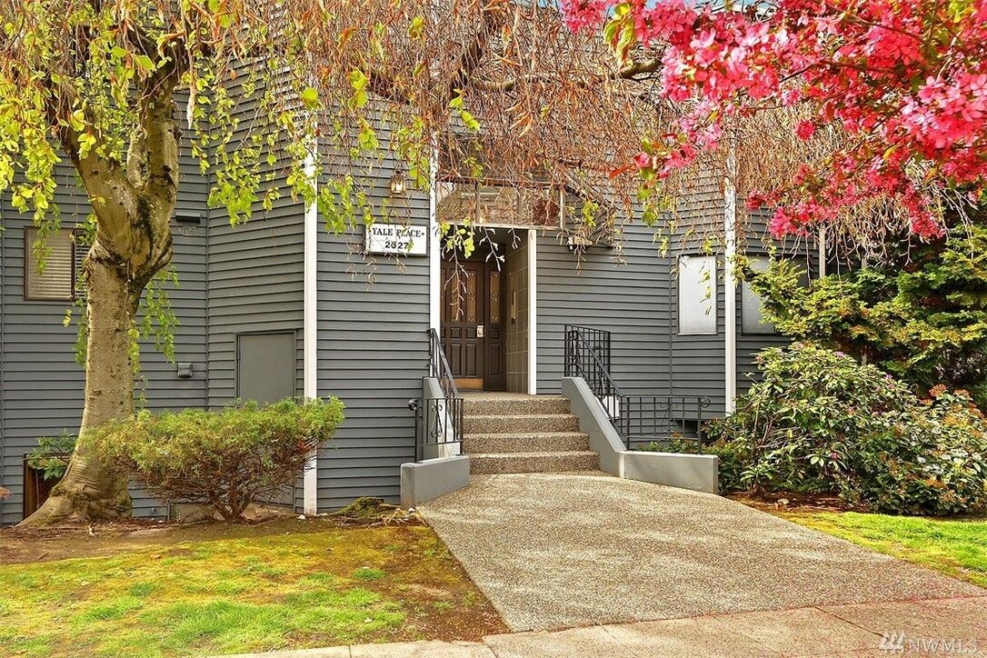 2 bed Seattle home for sale 2327 Yale Ave E, Seattle, WA 98102