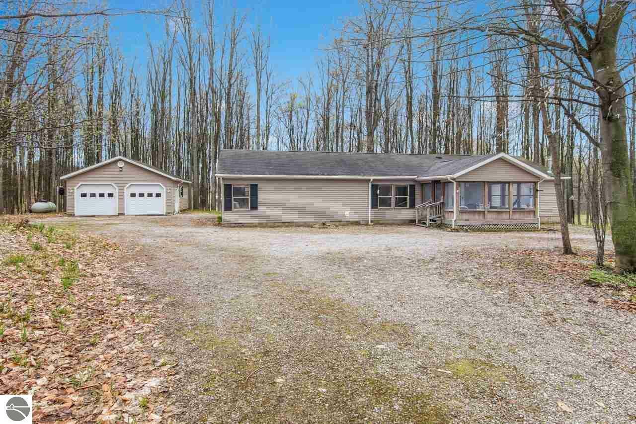 Property Photo:  495 Prairie Lane  MI 49646 