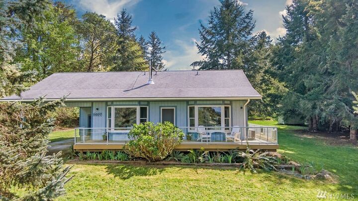 9607 SW 268th St  Vashon WA 98070 photo