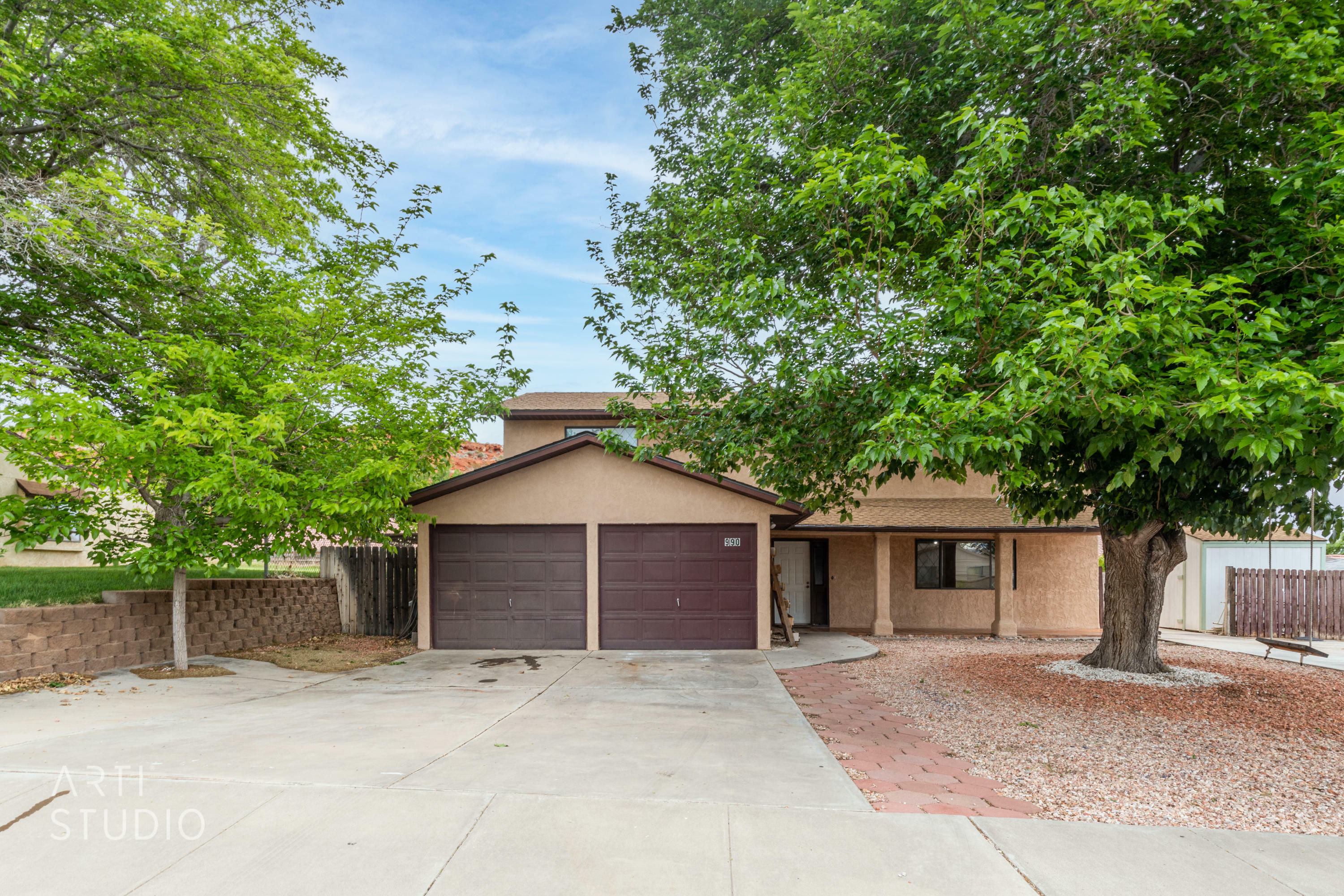 Property Photo:  990 N 2075 E Cir  UT 84770 