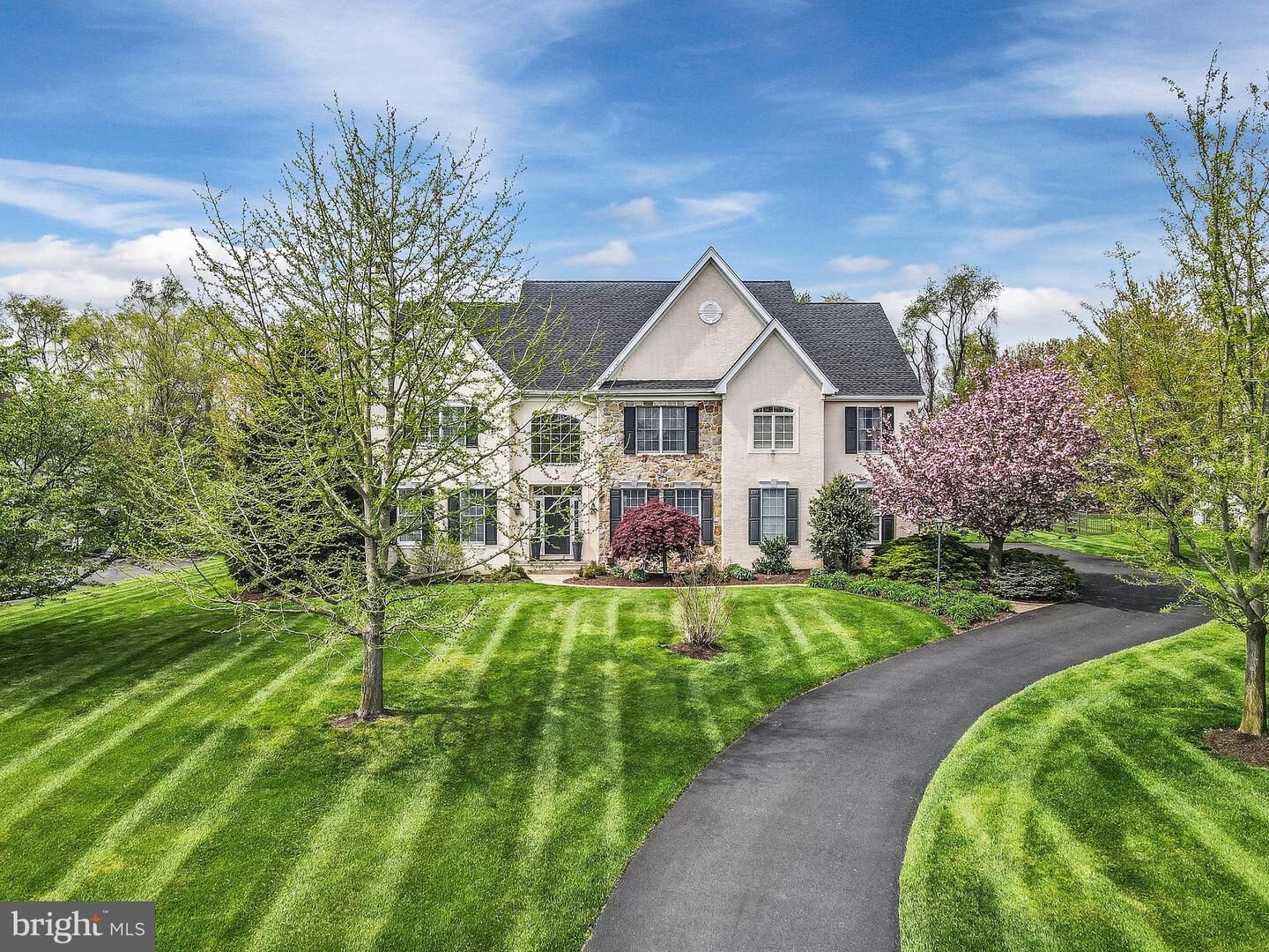 Property Photo:  111 Osborne Circle  PA 19348 