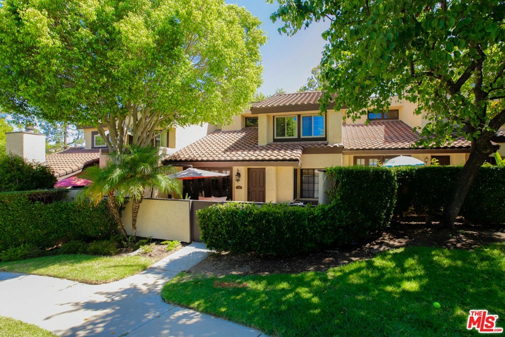 Property Photo:  1115 Monte Sereno Drive  CA 91360 