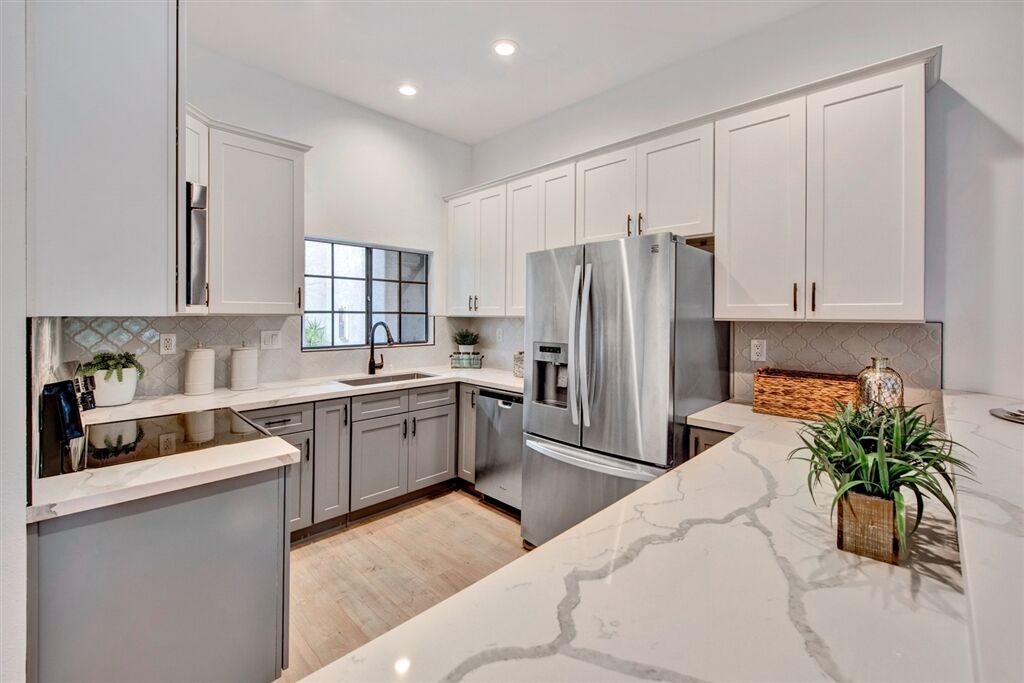 Property Photo: 2827 Andover Ave CA 92010