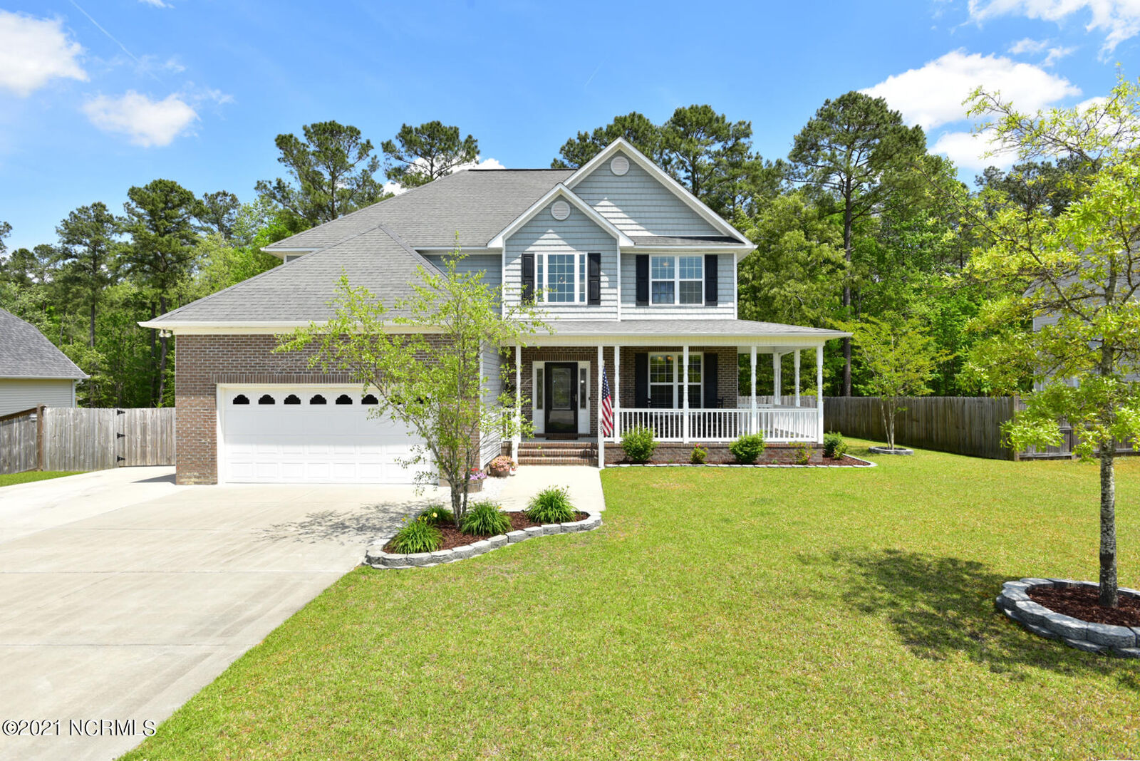 Property Photo:  905 Stagecoach Drive  NC 28546 