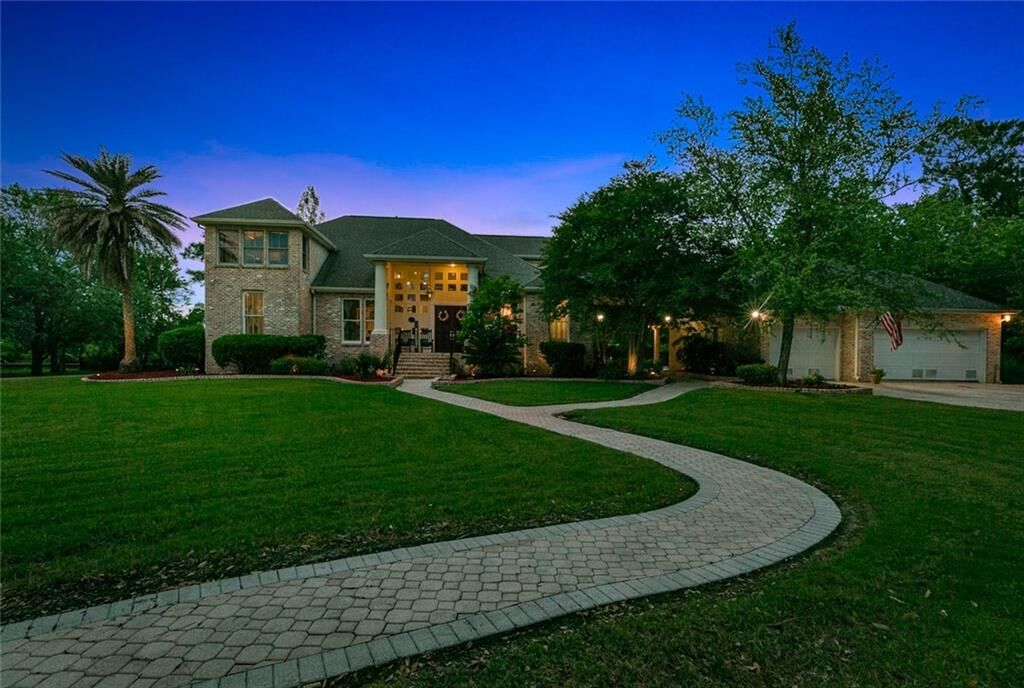 Property Photo:  20 Jennifer Lane  LA 70458 