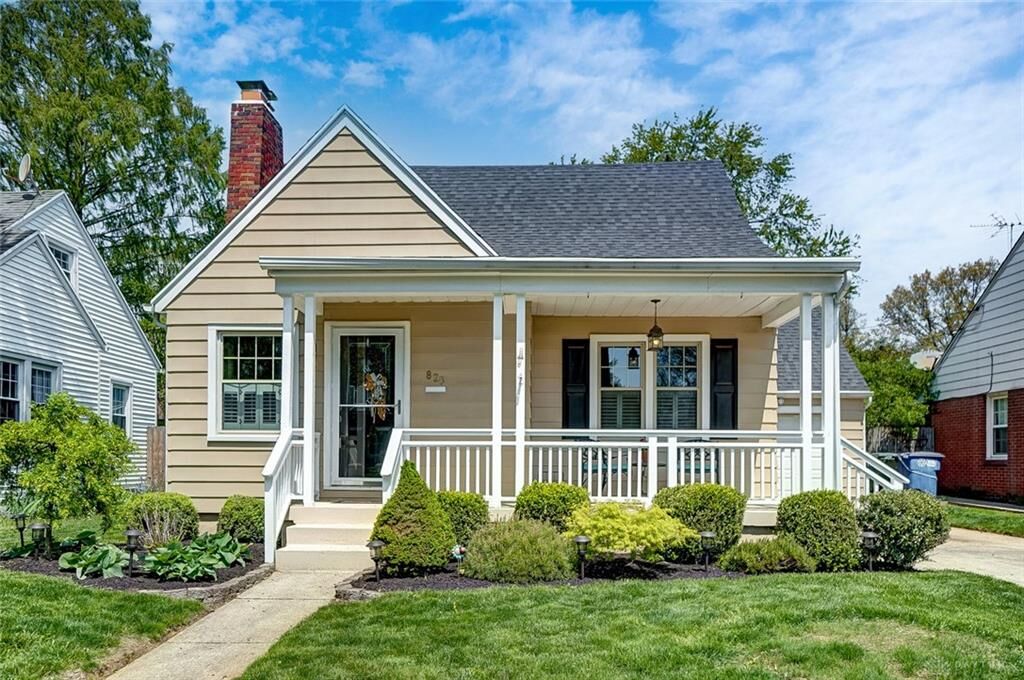 Property Photo: 825 Buckingham Road OH 45419