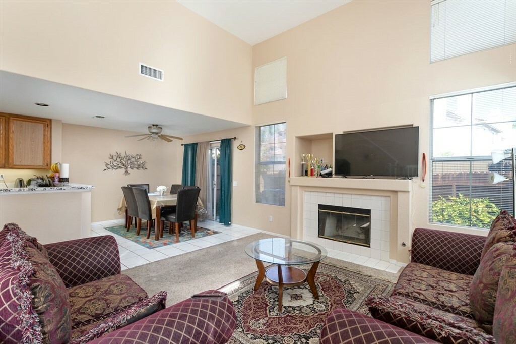 Property Photo:  4680 Los Alamos Way D  CA 92057 