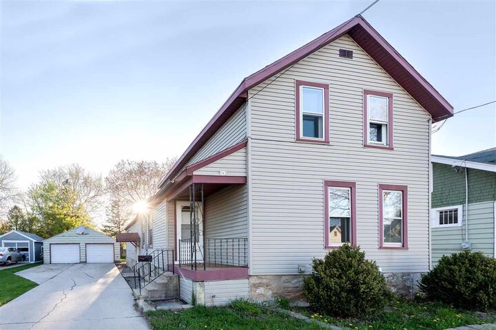 543 Evans St  Oshkosh WI 54901 photo