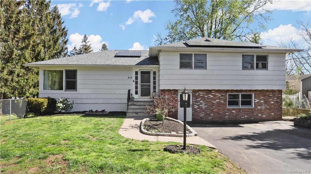 Property Photo: 215 7th Street NY 10596