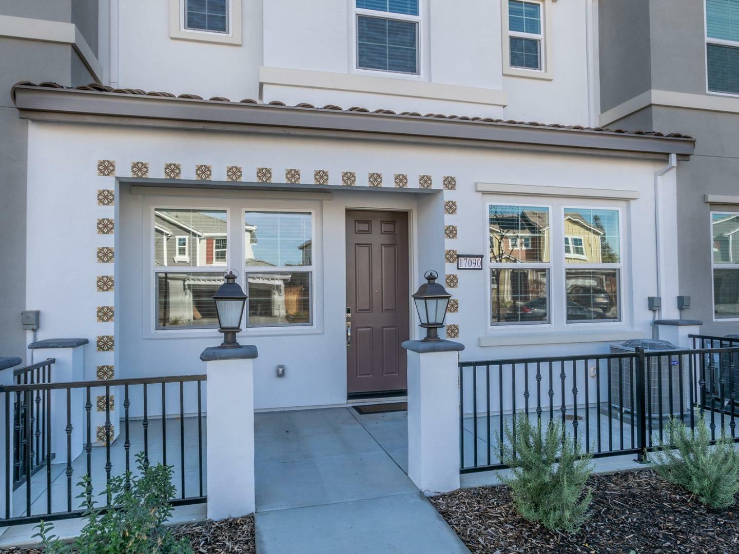 17090 Saint Brendan Loop 3  Morgan Hill CA 95037 photo