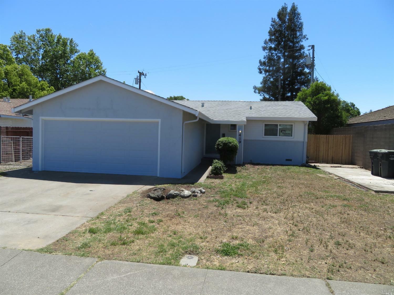 Property Photo: 419 E Tabor Avenue CA 94533