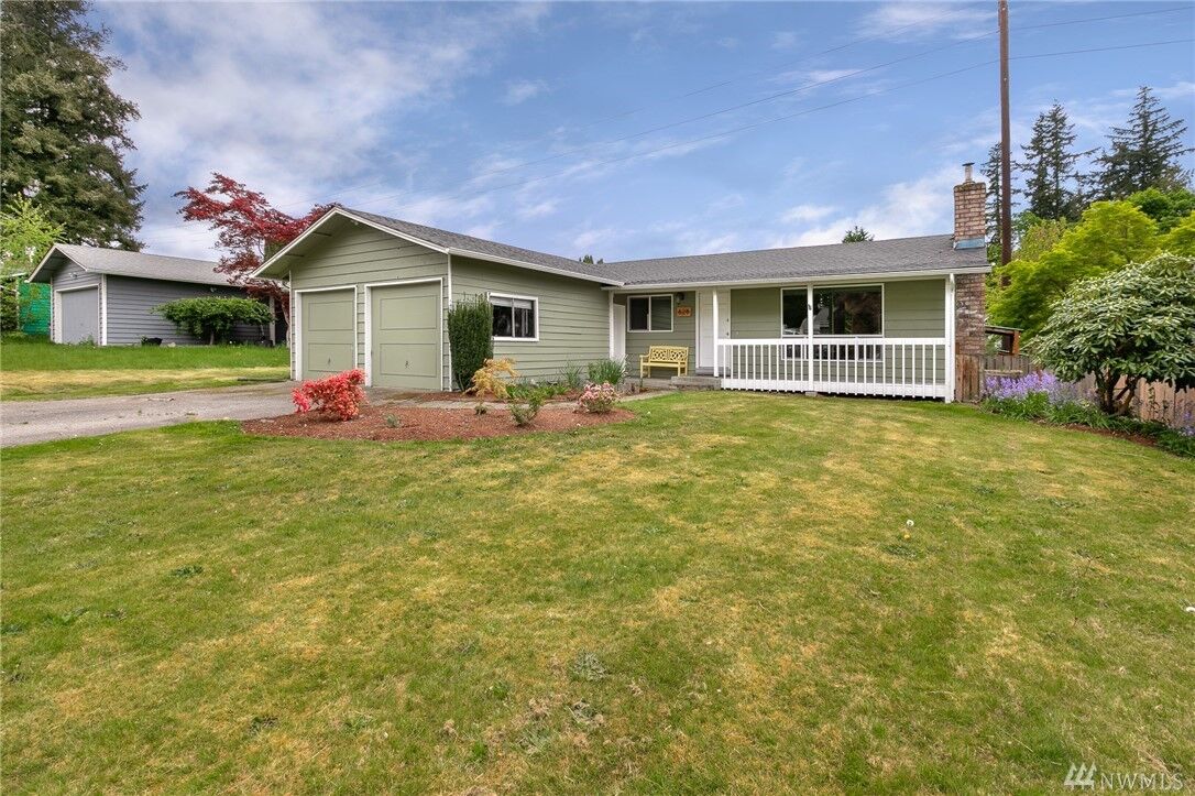 House for sale in Bothell 628 212th St SW, Bothell, WA 98021