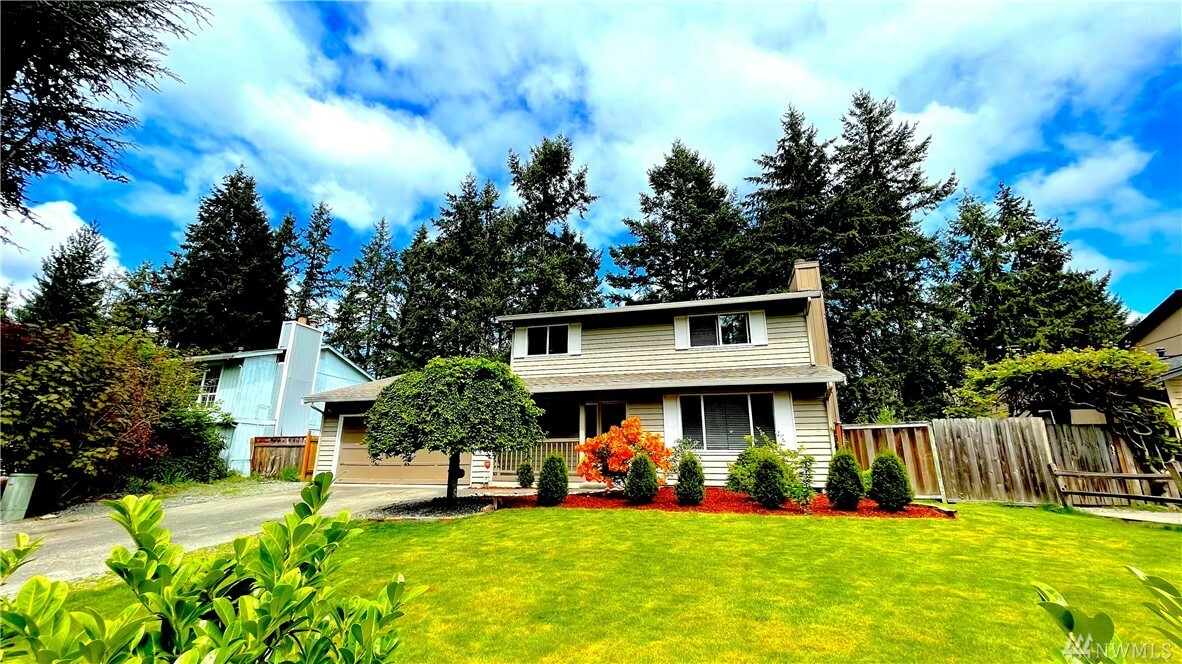 Property Photo: 16405 92nd Ave E WA 98375