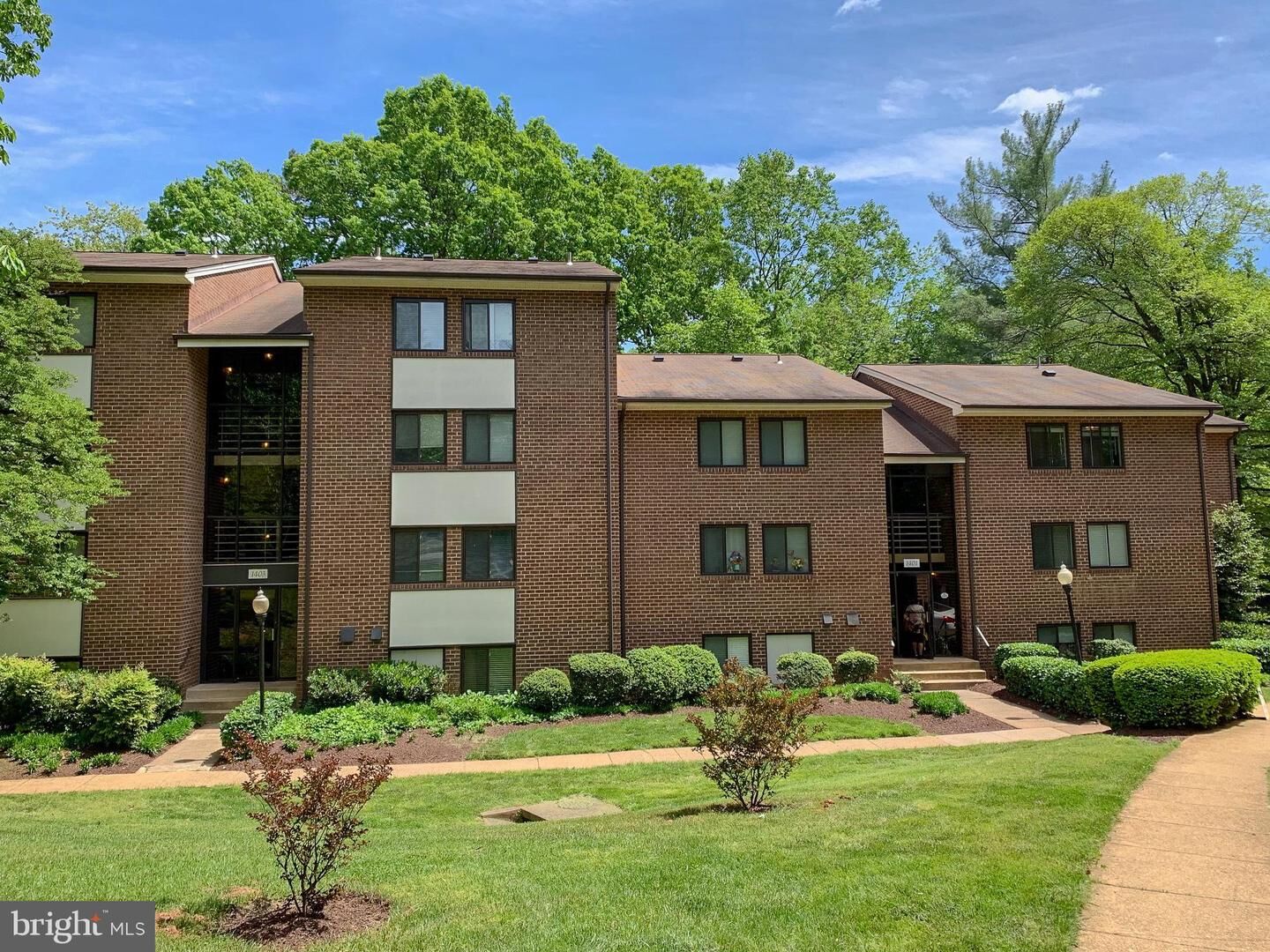 Property Photo:  1401 Northgate Square 22C  VA 20190 