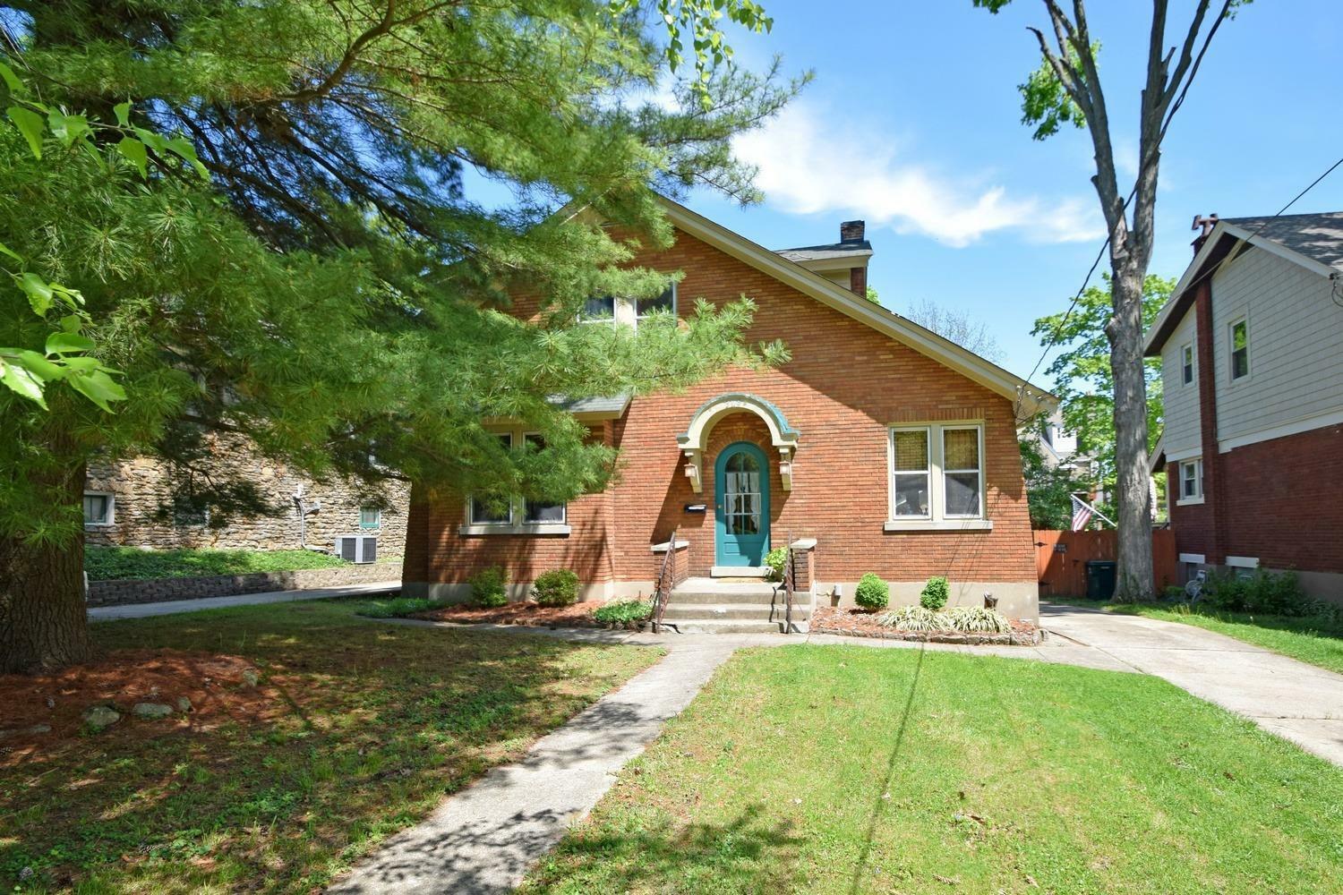 Property Photo:  3118 Daytona Ave  OH 45211 