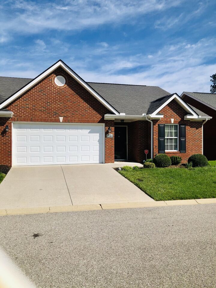 2144 Beacon Light Way  Knoxville TN 37931 photo