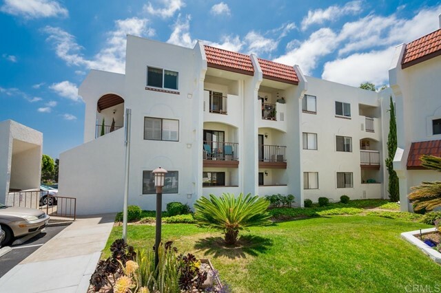 Property Photo:  6350 Genesee Avenue 321  CA 92122 