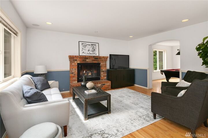 Property Photo:  7025 NE 132nd St  WA 98034 