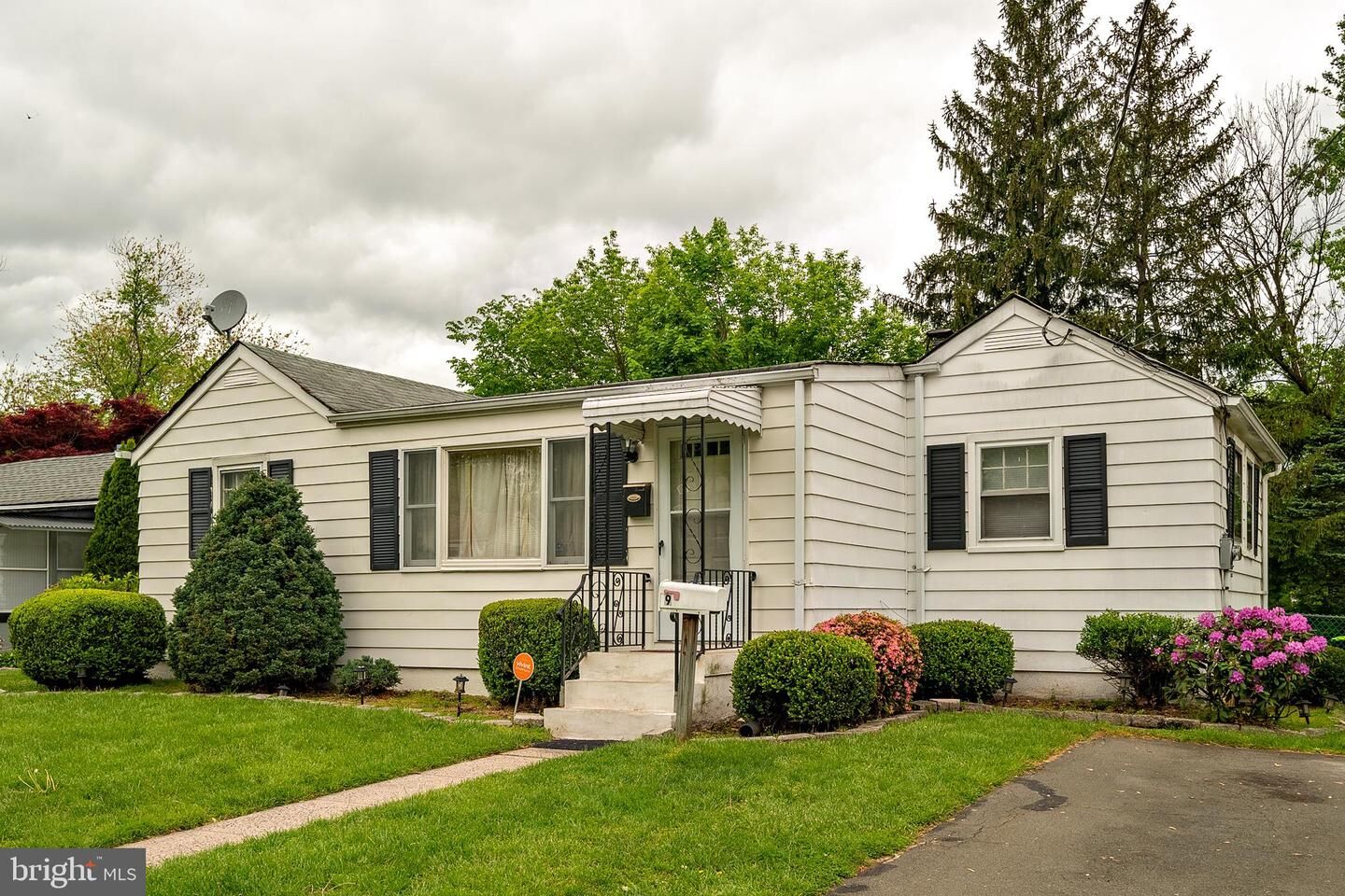 Property Photo: 9 Bruce Lane NJ 08638