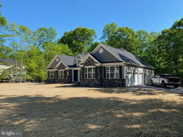 Property Photo:  12222 Calverts Run Court  MD 20646 