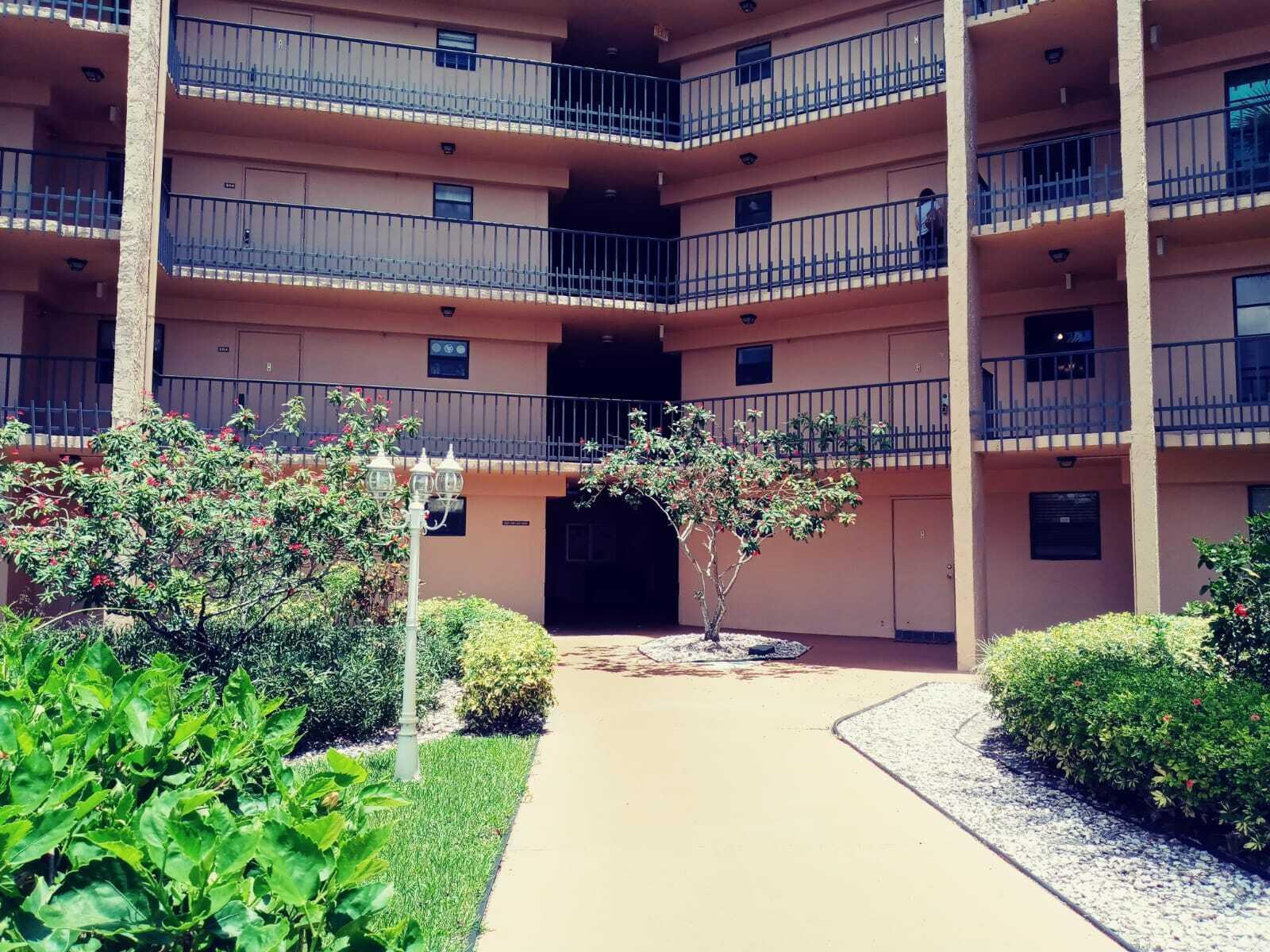 Property Photo: 4640 Lucerne Lakes Boulevard W 105 FL 33467