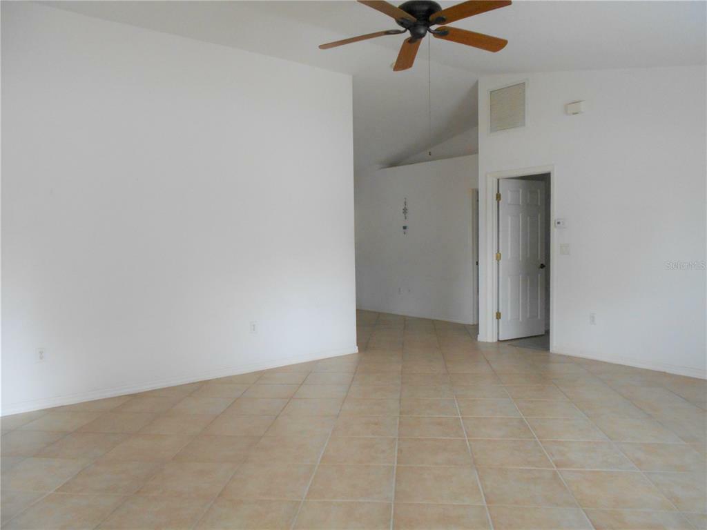 Property Photo:  15091 Buswell Avenue  FL 33953 